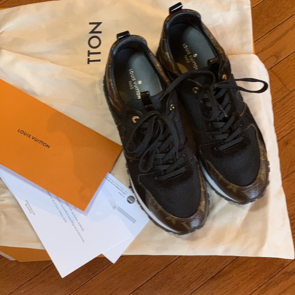 Louis Vuitton Run Away Sneaker Size 8.5